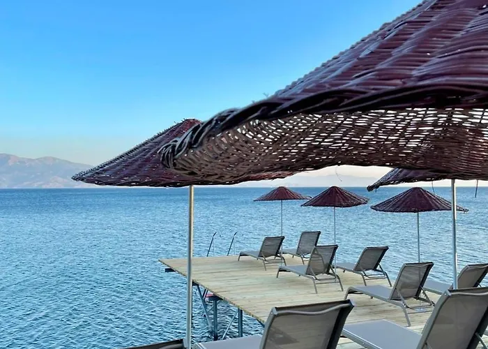 Assos Gazebo Hotel