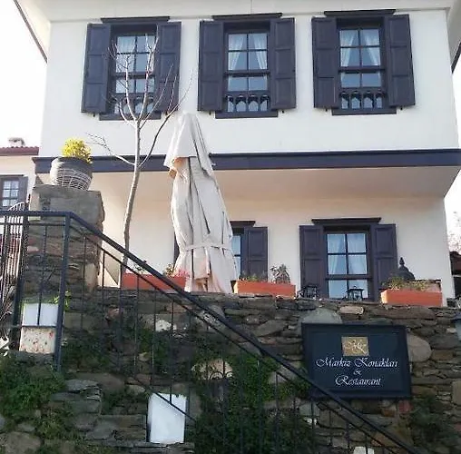 Markiz Konakları