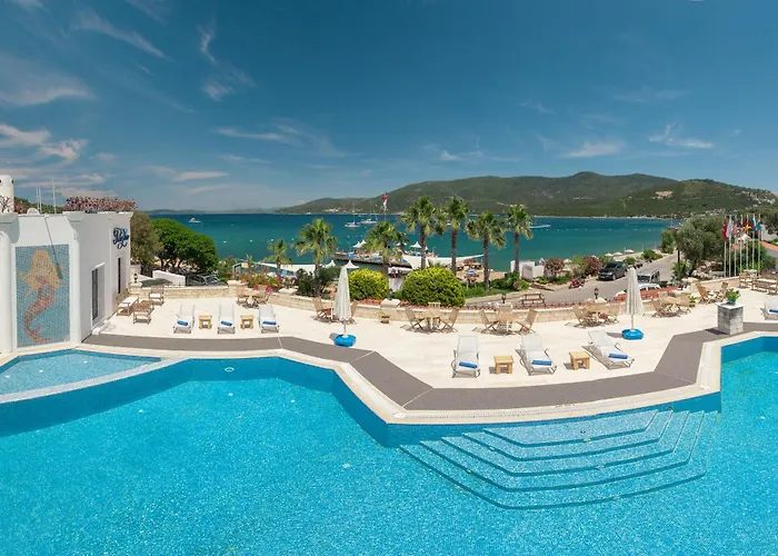 han Boutique & Beach Club