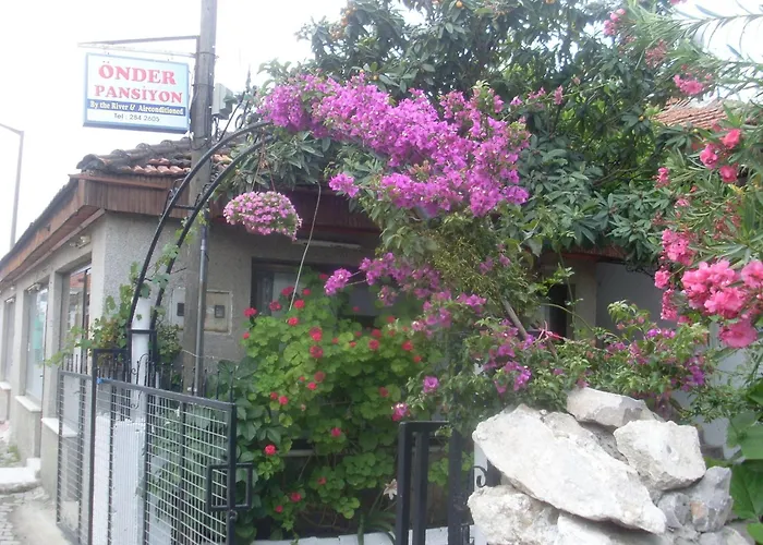 Onder Pansiyon