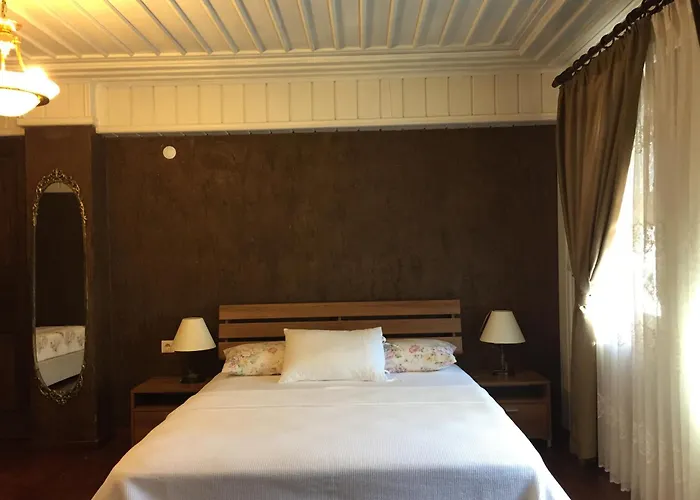 Konak Lapeistra Hotel