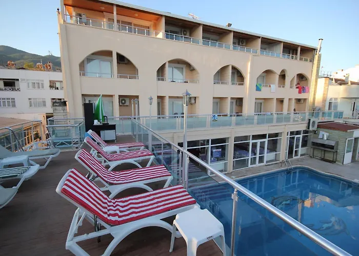 Ucem Hotel Golden Sea