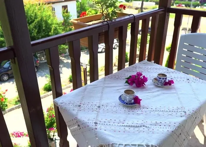 Şenol Apart Akyaka , Türkiye