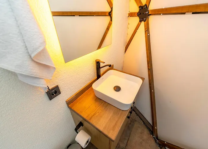 Kalkan Dome Suites & Deluxe-Glamping Holiday In Kalkan