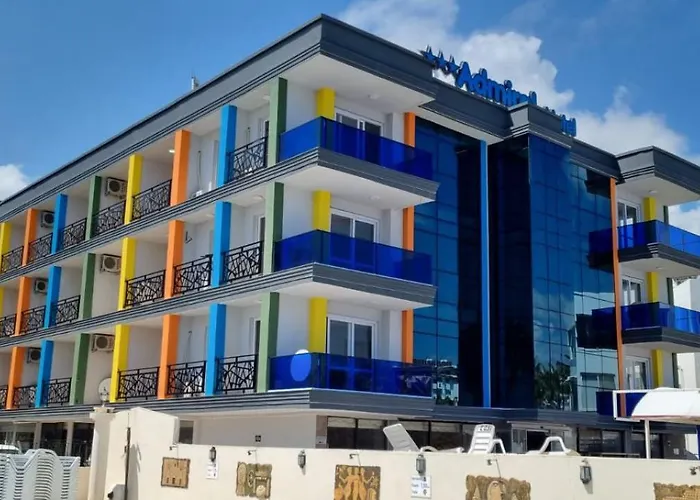 Admiral Hotel