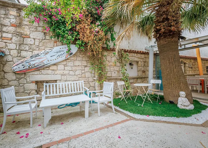 Erendira Hotel - Special Category