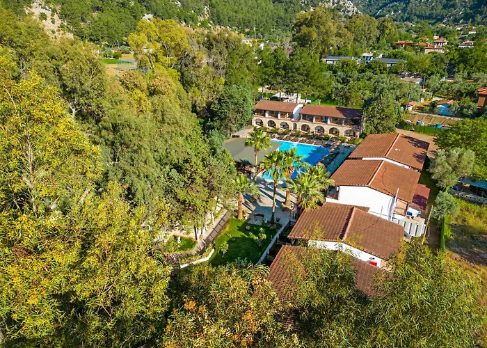 Alados Otel