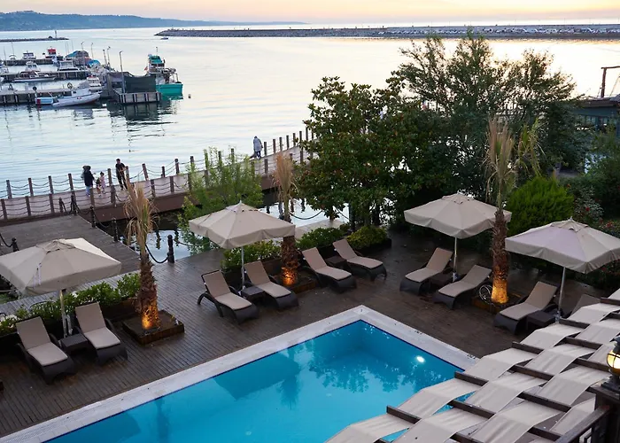 Phellos Suites Boutique Hotel