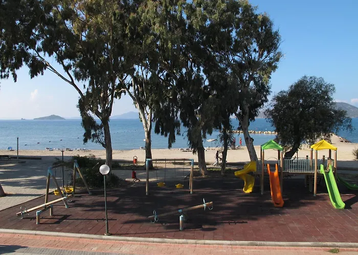 Sunset Beach Apartments