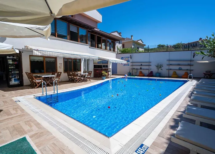 Cunda Giritlioğlu Otel