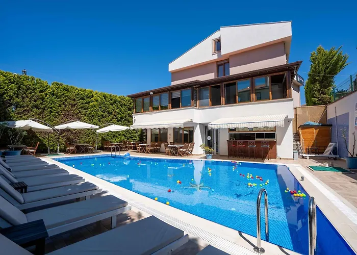 Cunda Giritlioğlu Otel
