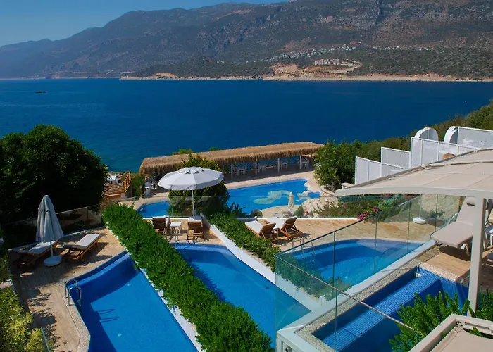 Peninsula Gardens Hotel (Adults Only)