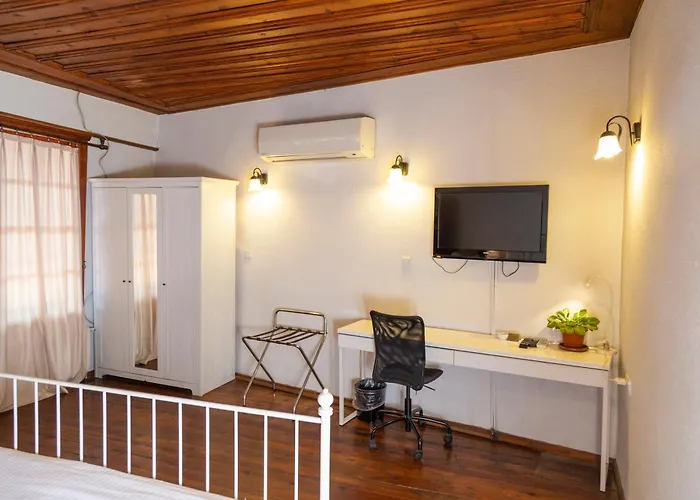 Anemon Koleksiyon Kula Otel, Türkiye