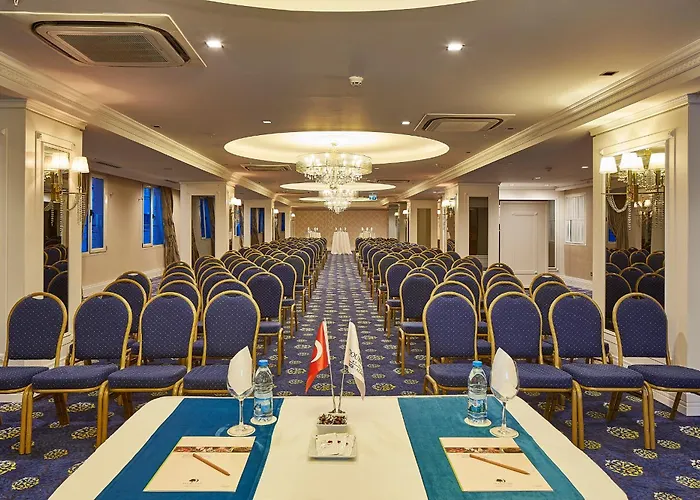 DoubleTree by Hilton Izmir - Alsancak Otel, Türkiye