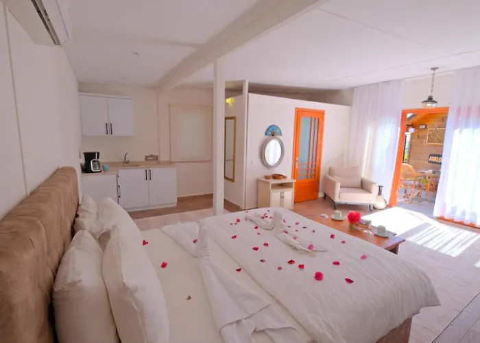 Kabak Avalon Bungalows
