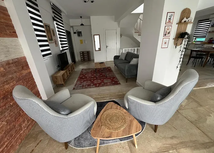 Derya Beach Agullu Villa 4