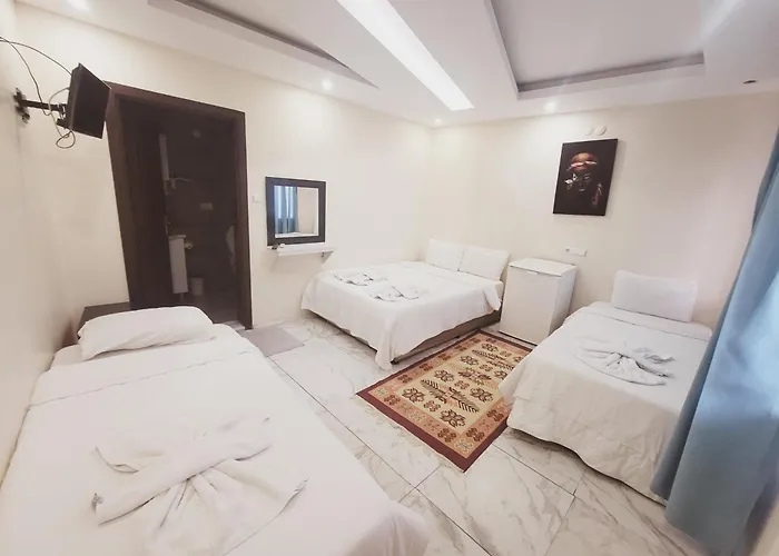 Ozturk Hotel