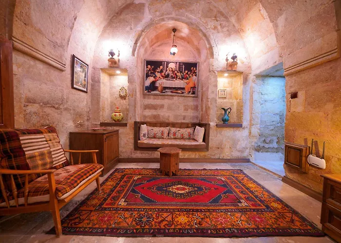 Uerguep Inn Cave