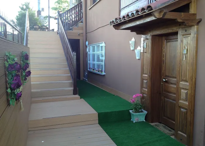 Villa Pine Garden