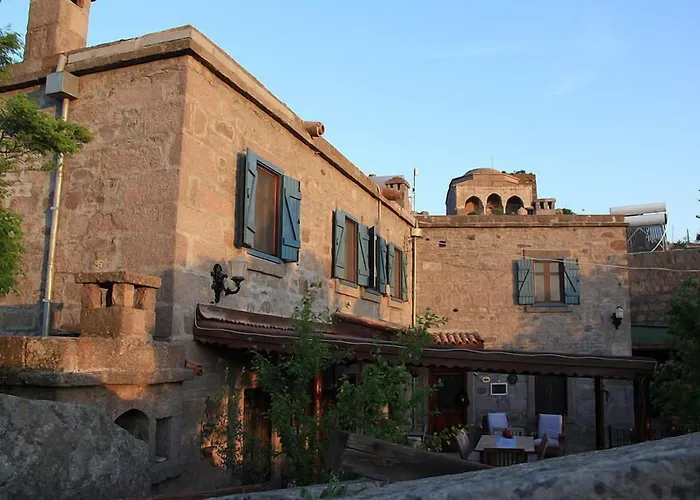 Assos Nar Konak