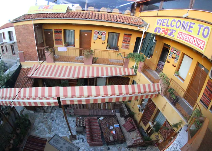Anz Guest House Pansiyon