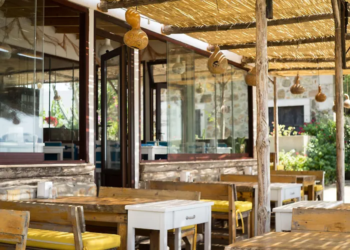 Pitos Bungalows
