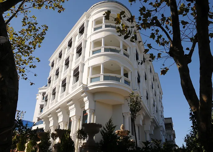 Paradise Island Hotel