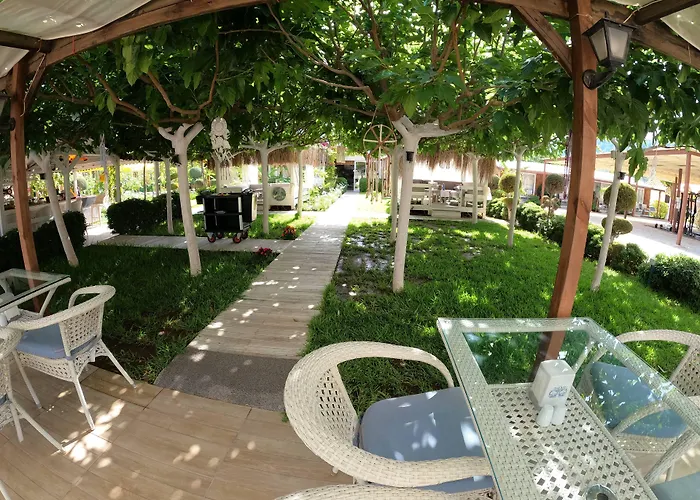 Mavi Yengec Bungalows And Hotel