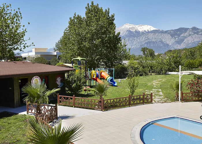 Royal Towers Resort