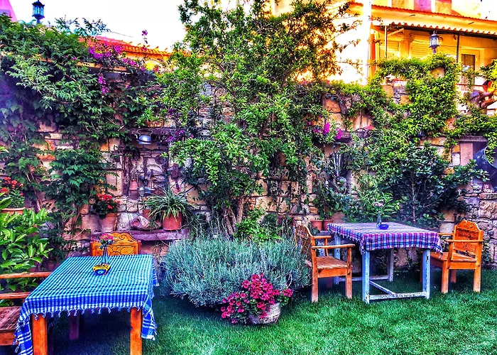 Parmis Boutique House