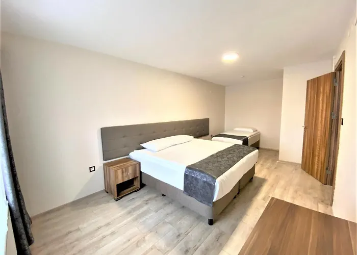 Zümrüt Palas Otel