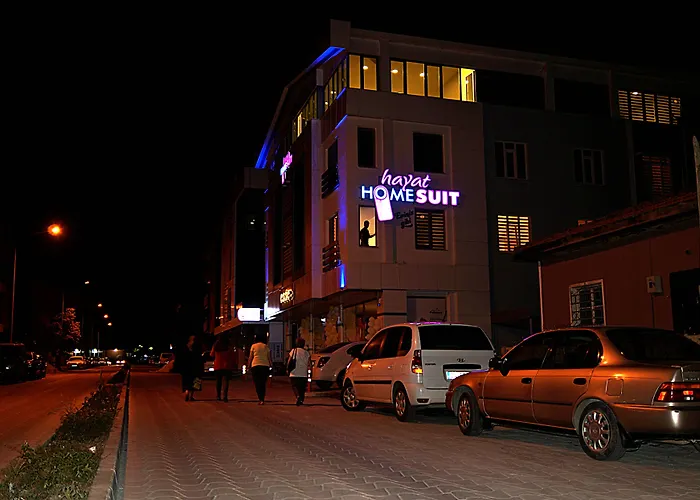 Hayat Home Suite