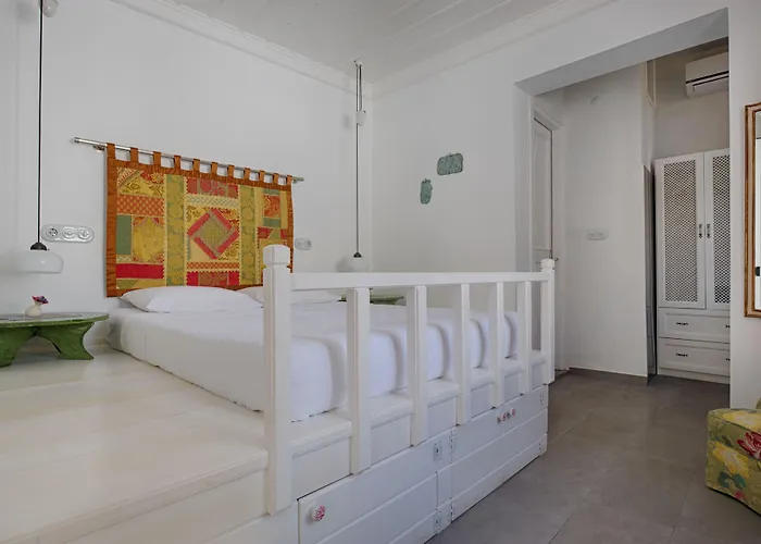 Amaranda Ada Evi