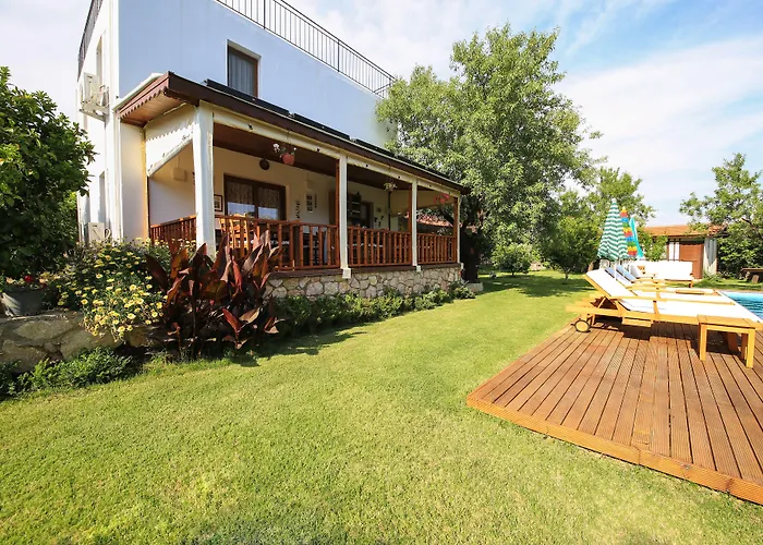 Bal Badem Bungalow