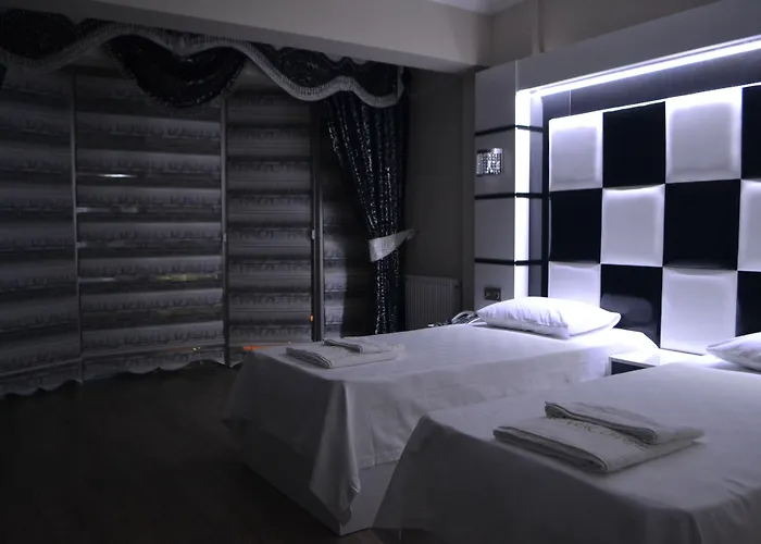 Sener Otel Pamukova, Türkiye