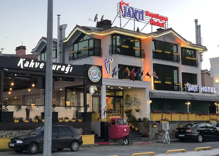 Janti Boutique Hotel