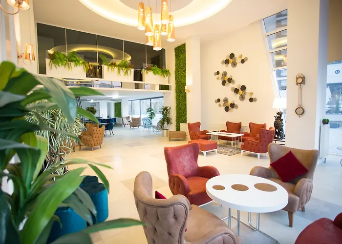 Aroyal Suites Hotel