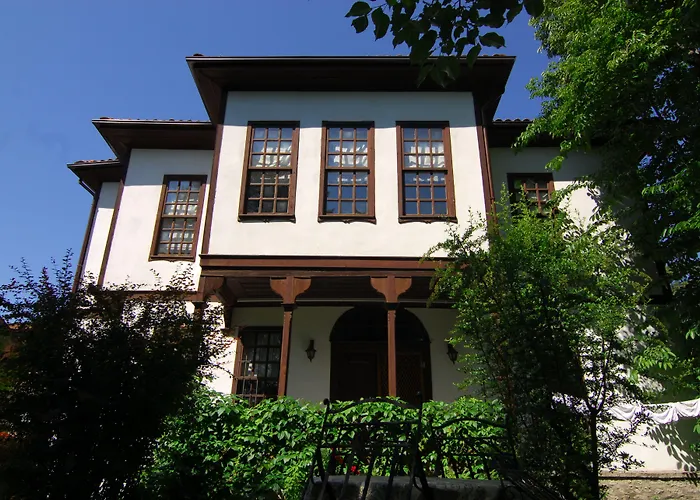 Mehves Hanim Konagi