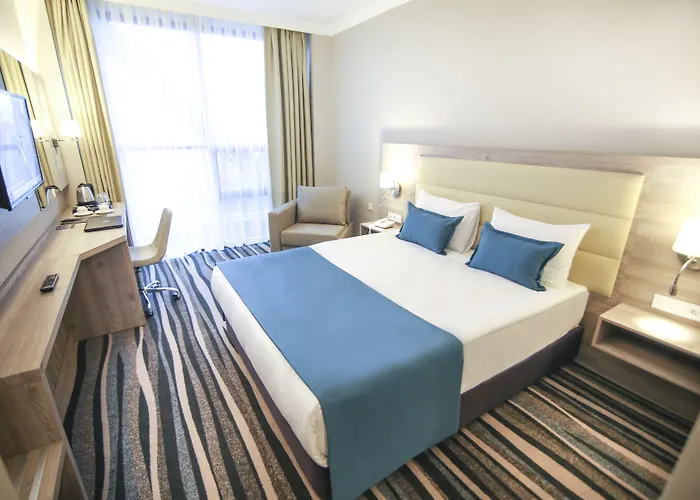 Hotel Excellence Inn