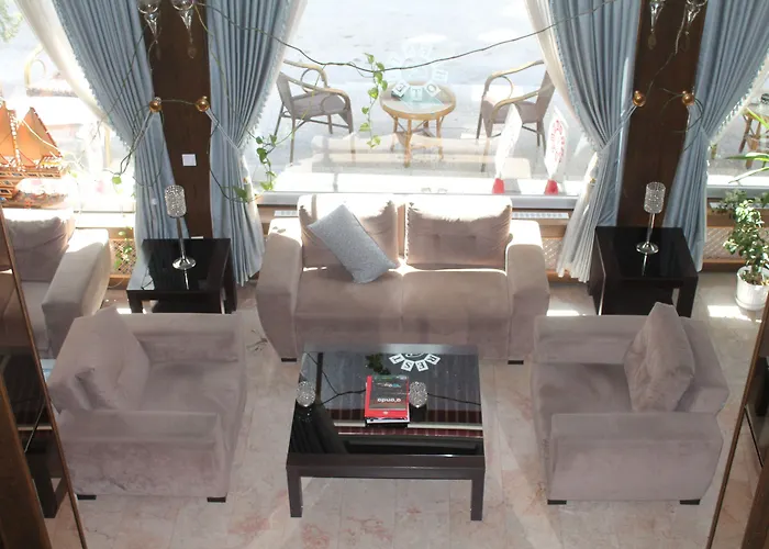 Rest Hotel