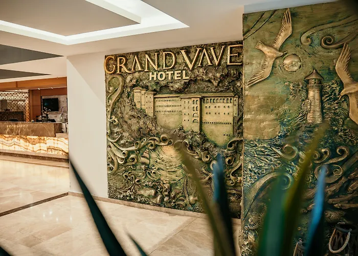 Grand Vaves