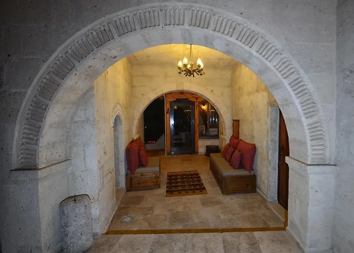 Apex Cave Hotel