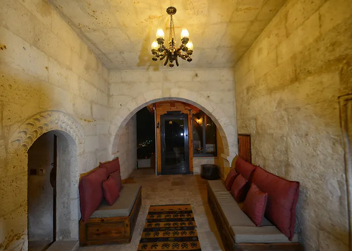 Apex Cave Hotel