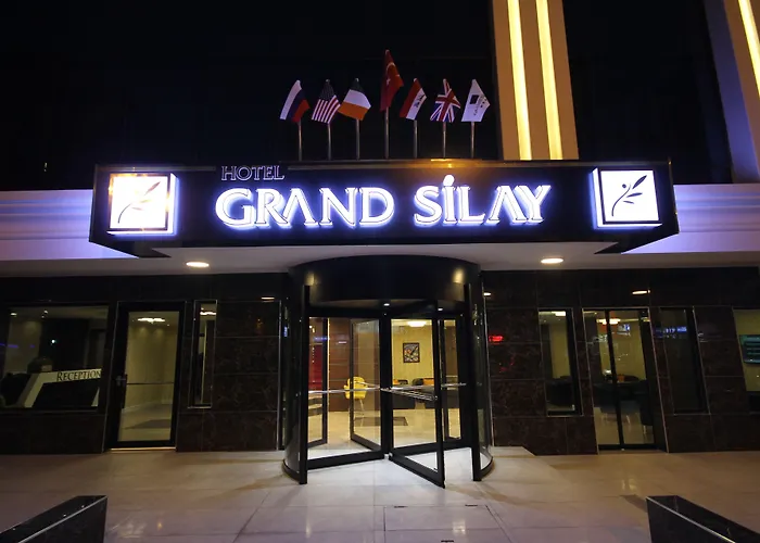 Grand Silay