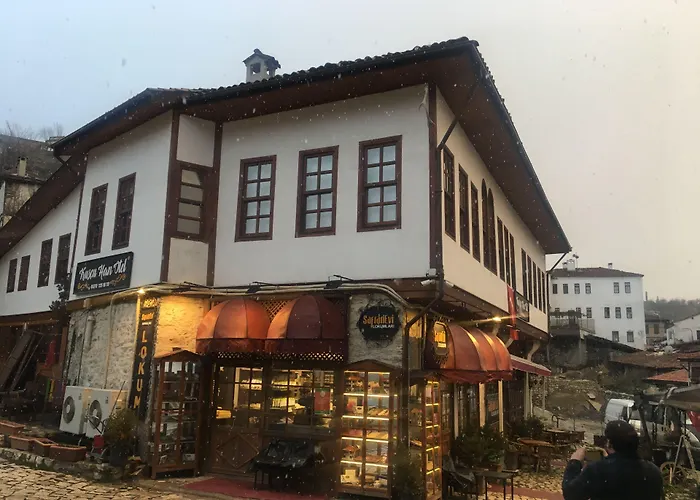 Kuscu Han Otel