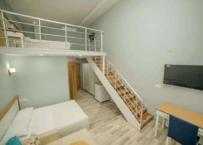 Yildiz Hotel