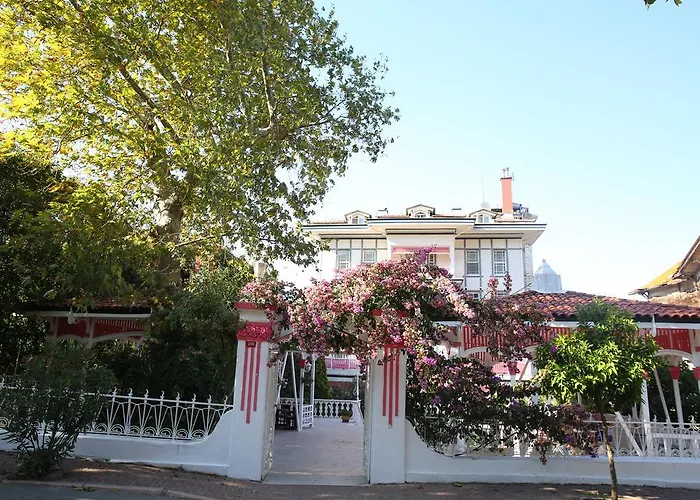 Merit Halki Palace Hotel