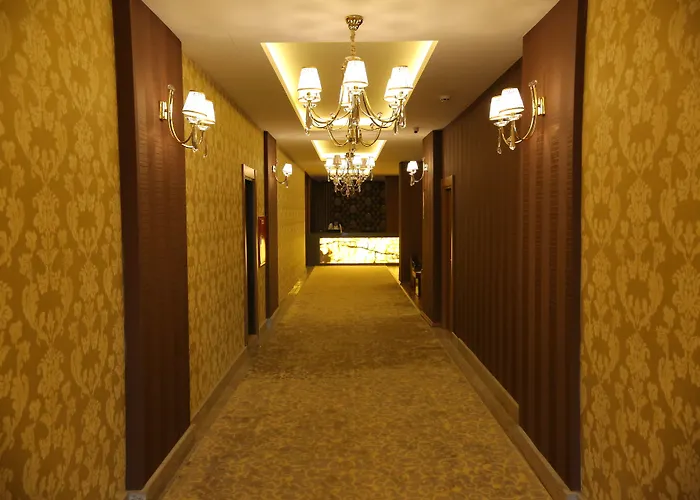 Taht Palace Hotel