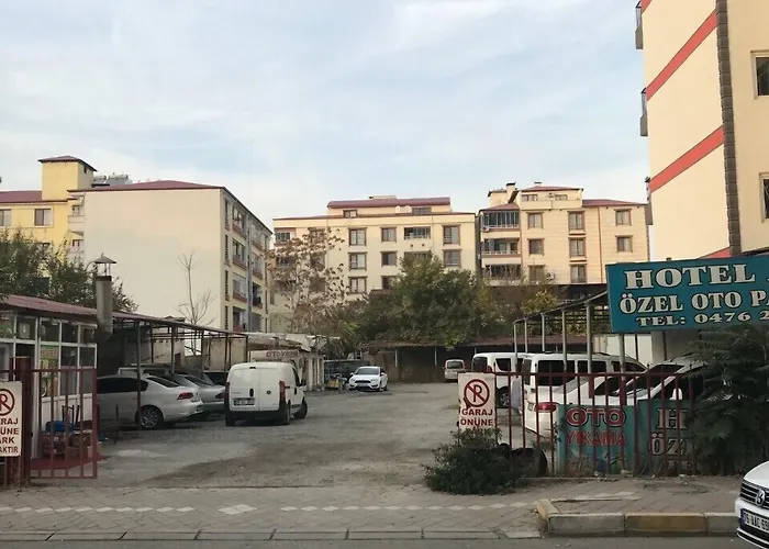 Azer