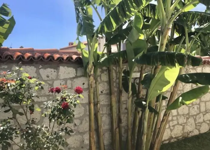 Fatma Hanım Konağı Alaçatı